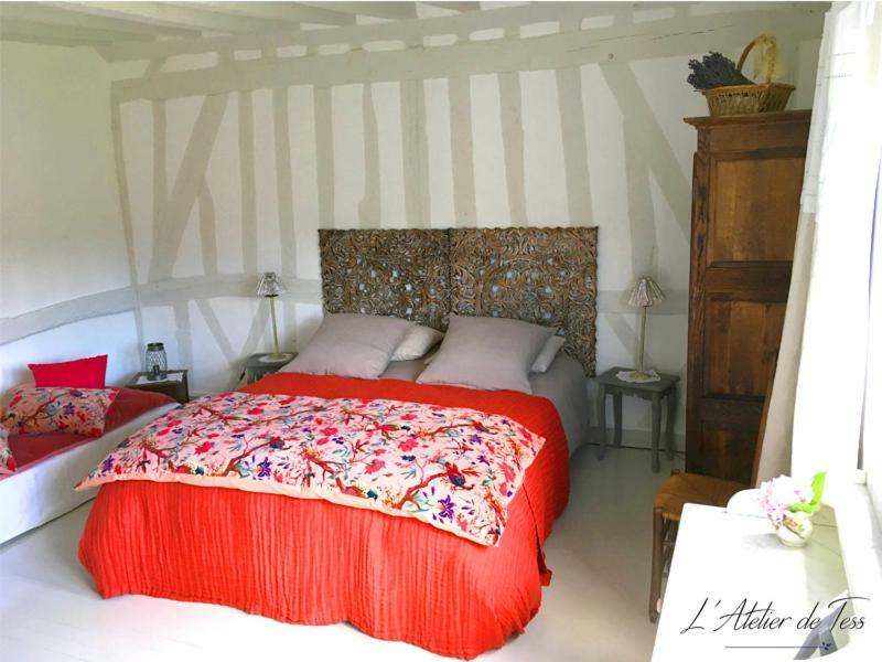 Bed and Breakfast L'Atelier De Tess Le Bec-Hellouin Экстерьер фото